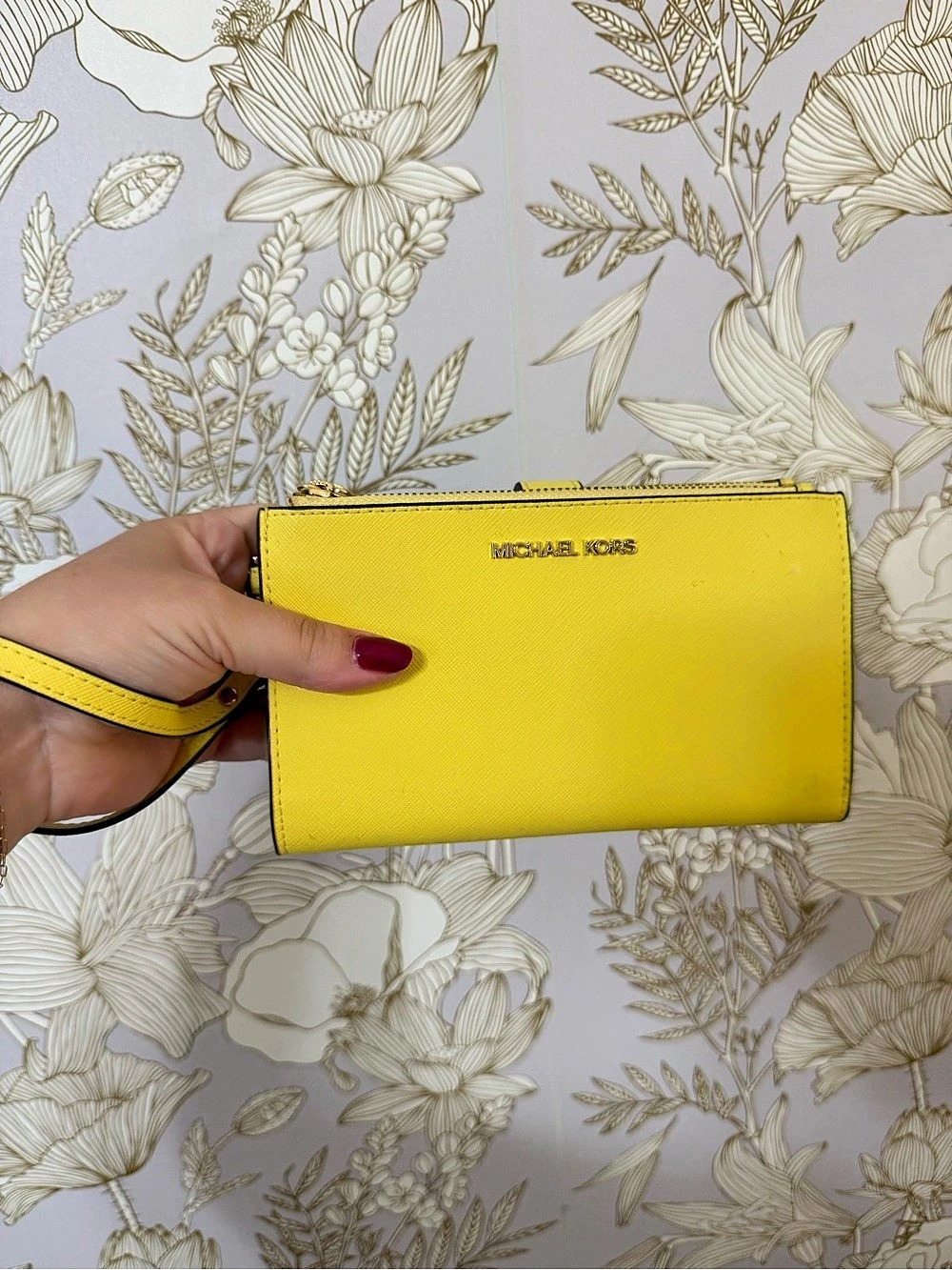 Michael Kors Jet Set Travel Large Double Zip Phone Wristlet Yellow